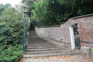 500px-The_99_Steps,_Great_Malvern_-_geograph_org_uk_-_1529698
